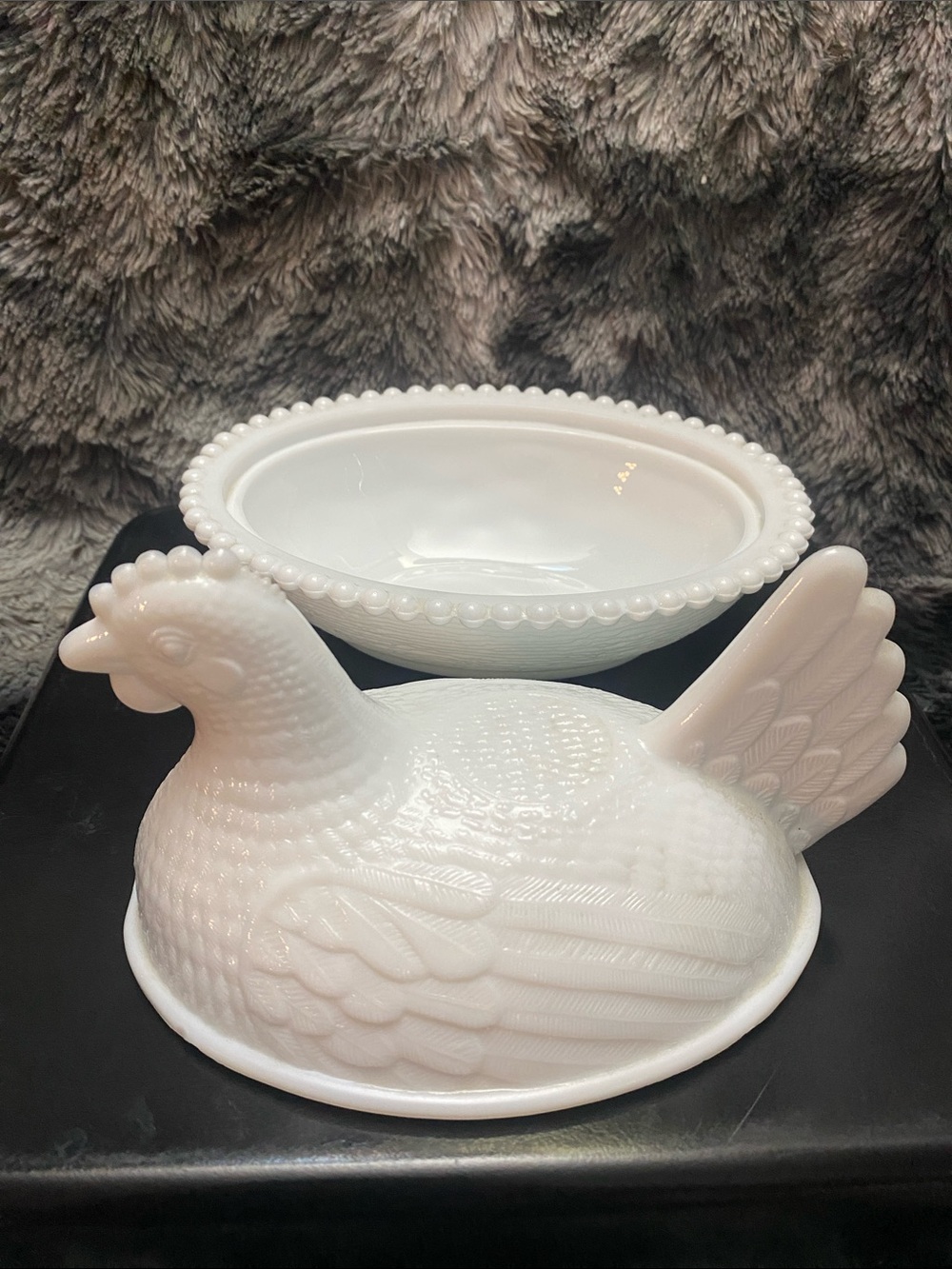 Vintage “Hen on Nest" covered candy dish - Picture 9 of 16